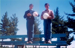 Juan David Valenzuela Riquelme (a la derecha)